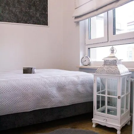 APARTAMENT w CENTRUM-GARAŻ Kielce Zewnętrze zdjęcie